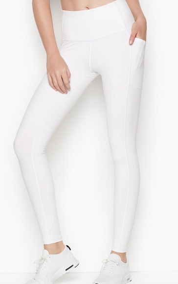Victoria's Secret Pants - ❌SOLD❌Victoria's Secret high rise pocket tight